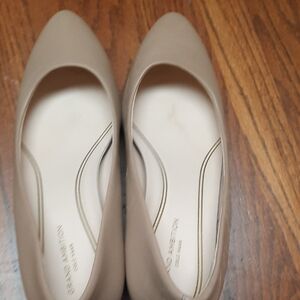 Ambition Women's Beige Flats